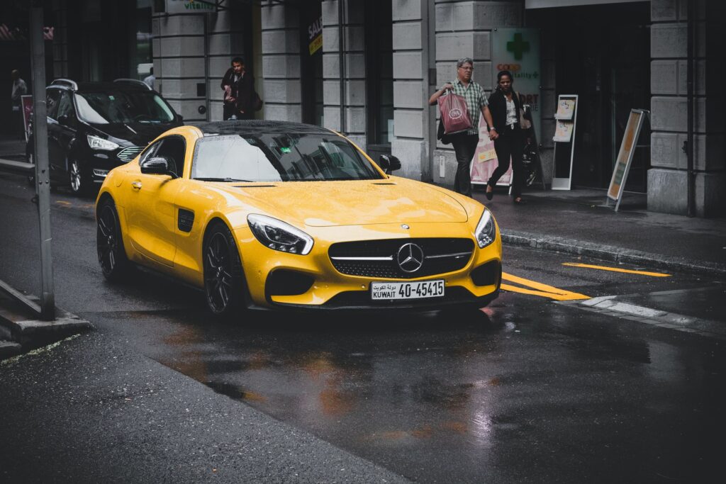 Internet branding for mercedes